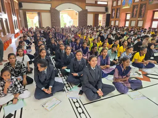 બોટાદમાં રાષ્ટ્રીય અવકાશ દિવસની ઉજવણી કરાઈ:સ્પેસ ક્વિઝના વિજેતાઓને સાયન્સ સિટીના વાઉચર મળ્યા